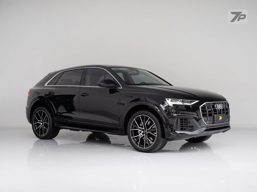 Foto do veículo AUDI Q8  3.0TFSI 2020 19.854 KM 378.900,00