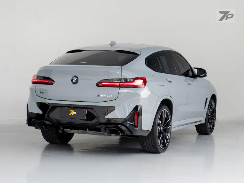 Foto do veículo BMW X4  M40I 3.0 TURBO 388CV AUT 2023 23.642 KM 469.000,00
