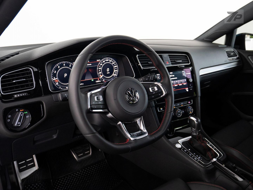 Foto do veículo VOLKSWAGEN GOLF  GTI AC 2019 12.158 KM 259.000,00