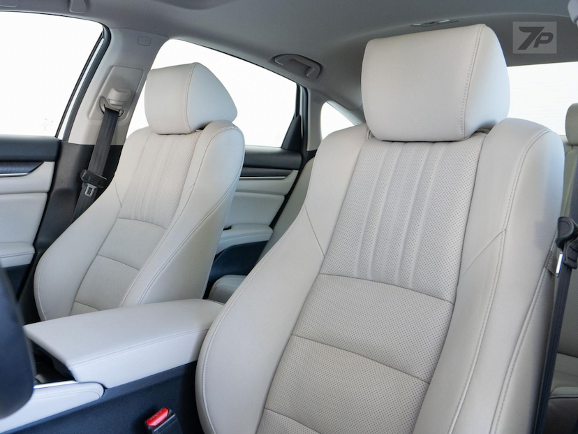Foto do veículo HONDA ACCORD  2019 113.996 KM 165.000,00