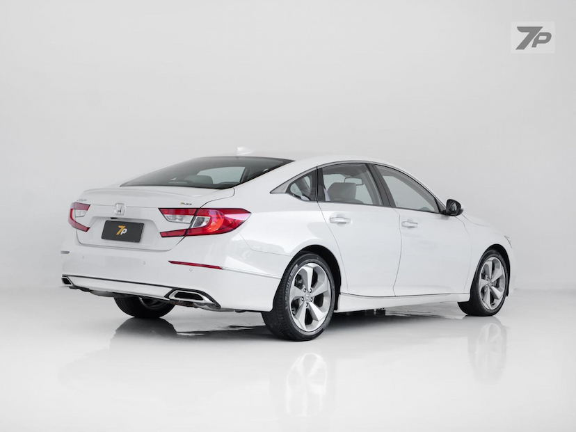 Foto do veículo HONDA ACCORD  2019 113.996 KM 165.000,00