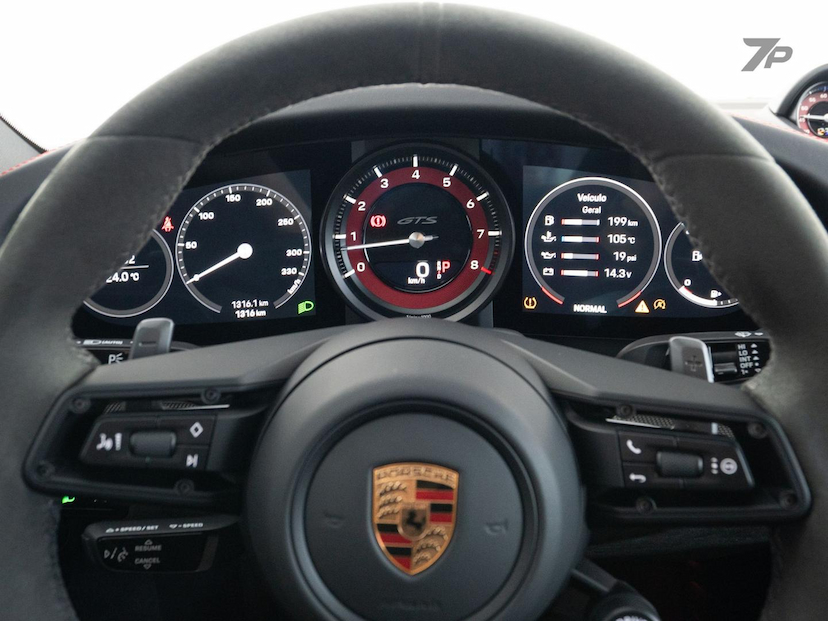 Foto do veículo PORSCHE 911  CARRERA GTS 2024 1.317 KM 1.129.000,00