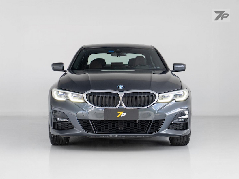 Foto do veículo BMW 330I 330E 2022 36.204 KM 255.000,00