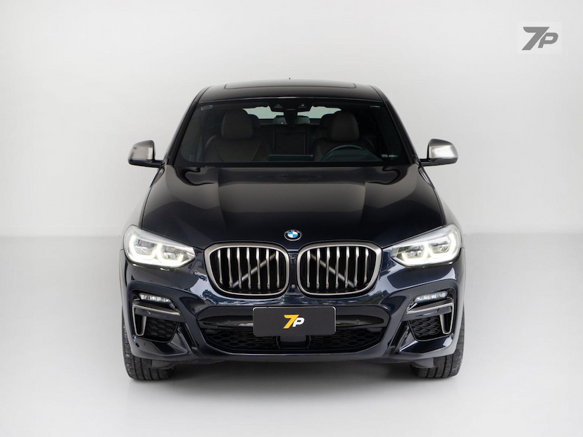 Foto do veículo BMW X4  M40I 2021 41.400 KM 359.000,00