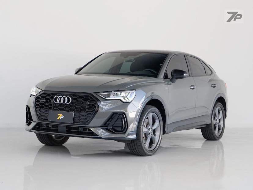 Foto do veículo AUDI Q3  SPORTBACK TFSI PERFORMANCE BLACK QUATTRO 2022 23.408 KM 258.500,00