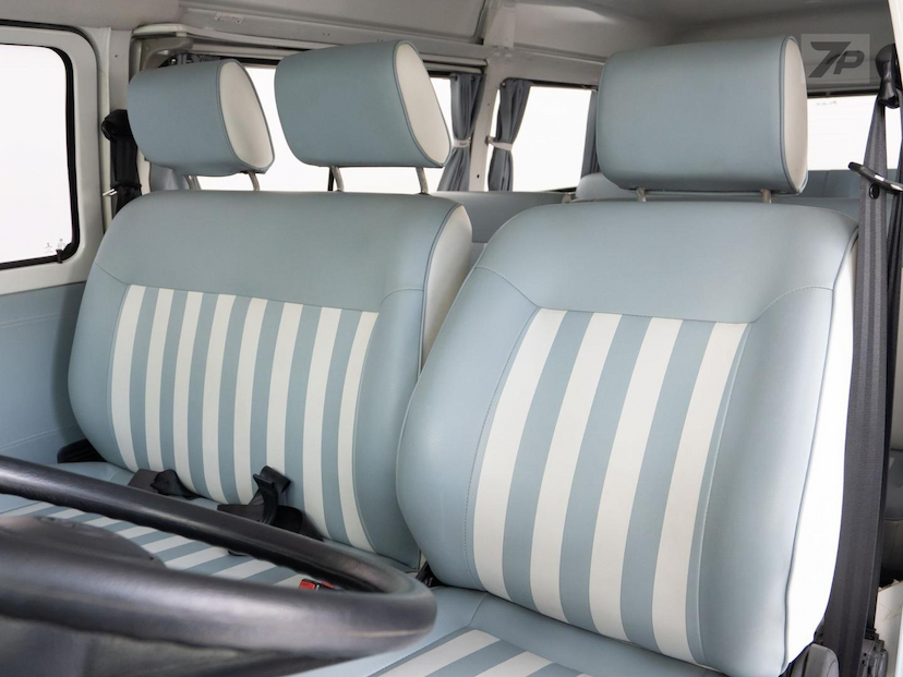 Foto do veículo VOLKSWAGEN KOMBI  LAST EDITION 2014 3.201 KM 168.000,00