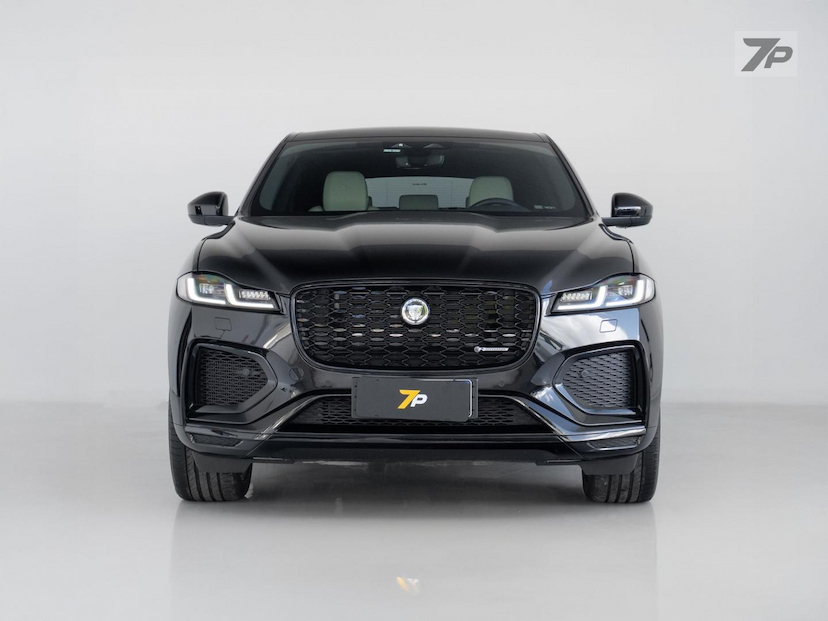 Foto do veículo JAGUAR F-PACE FPACE PHEV RD SE 2024 6.603 KM 428.500,00