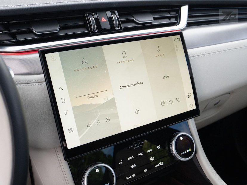 Foto do veículo JAGUAR F-PACE FPACE PHEV RD SE 2024 6.603 KM 428.500,00