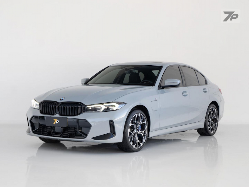 Foto do veículo BMW 330I 330E 2025 1.524 KM 424.980,00