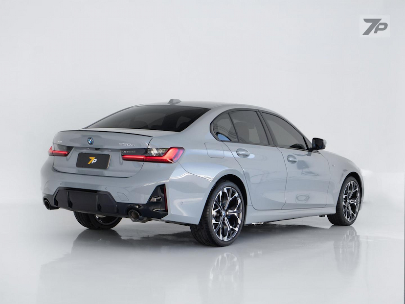 Foto do veículo BMW 330I 330E 2025 1.524 KM 424.980,00