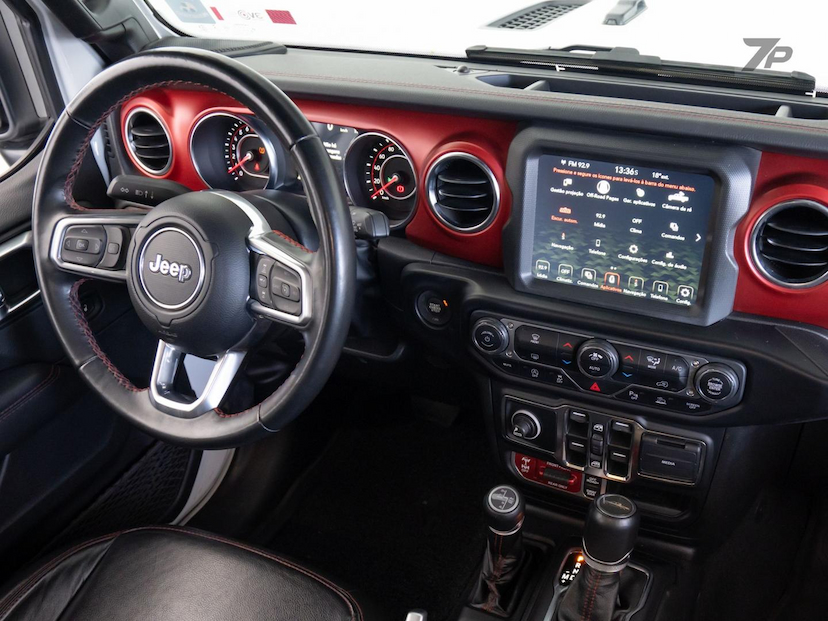 Foto do veículo JEEP GLADIATOR  RUBICON 2022 65.300 KM 330.000,00