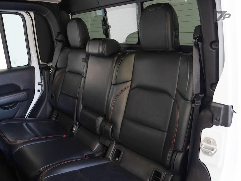 Foto do veículo JEEP GLADIATOR  RUBICON 2022 65.300 KM 330.000,00