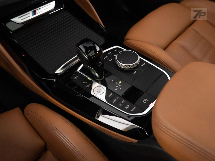 Foto do veículo BMW X4  M40I 2023 24.000 KM 445.000,00