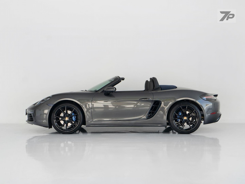 Foto do veículo PORSCHE 718  2.0 16V H4 GASOLINA BOXSTER PDK 2024 2.552 KM 599.000,00