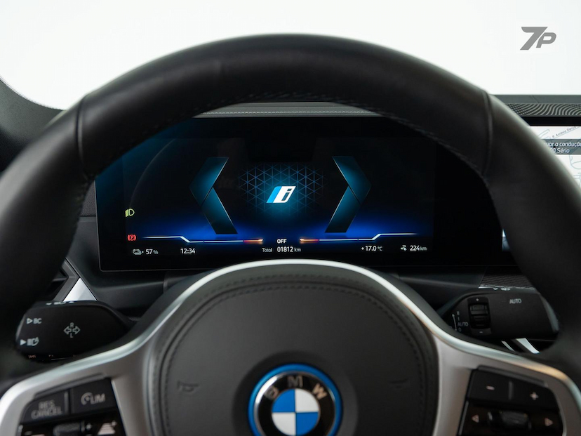 Foto do veículo BMW I4  40 2024 2.079 KM 370.000,00