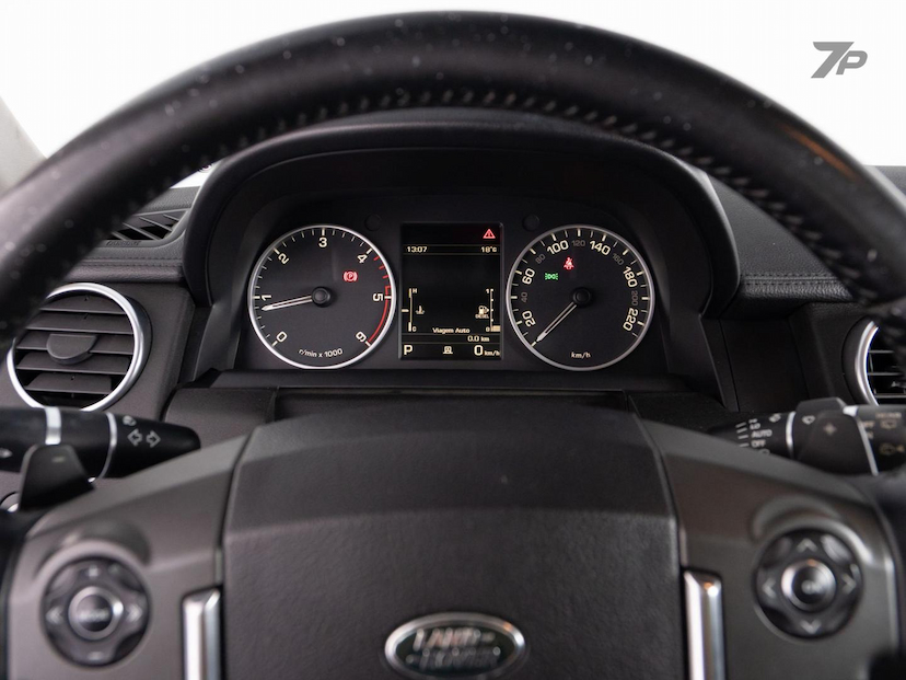 Foto do veículo LAND ROVER DISCOVERY LR  SDV6 SE 2016 138.917 KM 139.900,00
