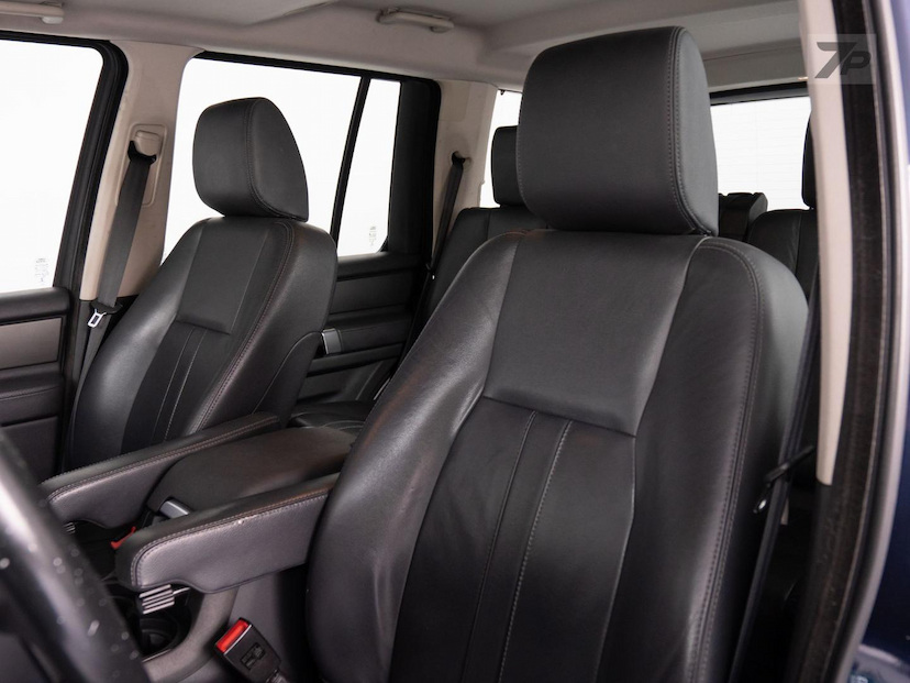 Foto do veículo LAND ROVER DISCOVERY LR  SDV6 SE 2016 138.917 KM 139.900,00