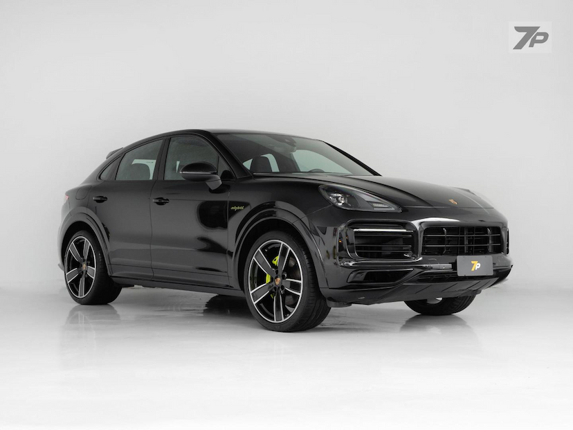 Foto do veículo PORSCHE CAYENNE  CP PHE 2023 26.043 KM 644.500,00