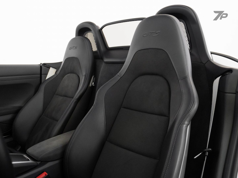 Foto do veículo PORSCHE 718  BOXSTER GTS 4.0 400CV 2021 22.556 KM 635.000,00