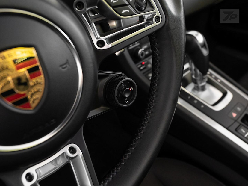 Foto do veículo PORSCHE 718  BOXSTER GTS 4.0 400CV 2021 22.556 KM 635.000,00