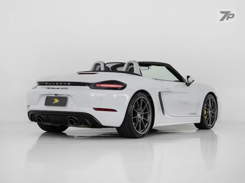Foto do veículo PORSCHE 718  BOXSTER GTS 4.0 400CV 2021 22.556 KM 635.000,00