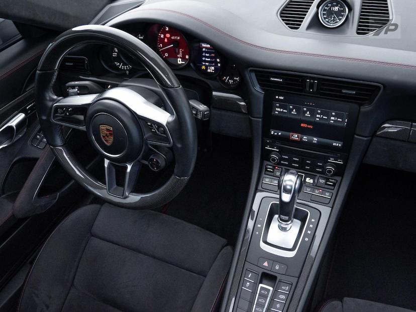 Foto do veículo PORSCHE 911  GTS 2018 14.245 KM 749.000,00