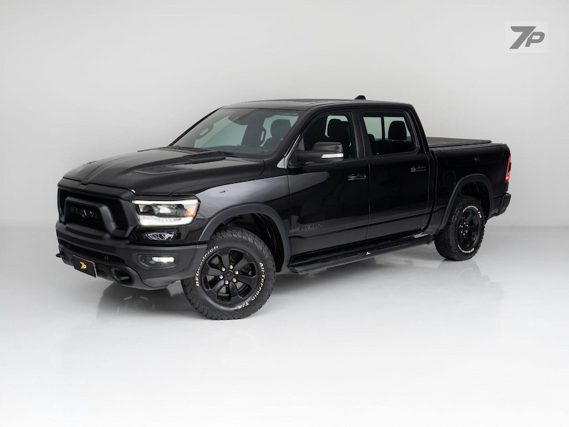 Foto do veículo RAM 1500  REBEL HEMI 2021 91.553 KM 298.500,00