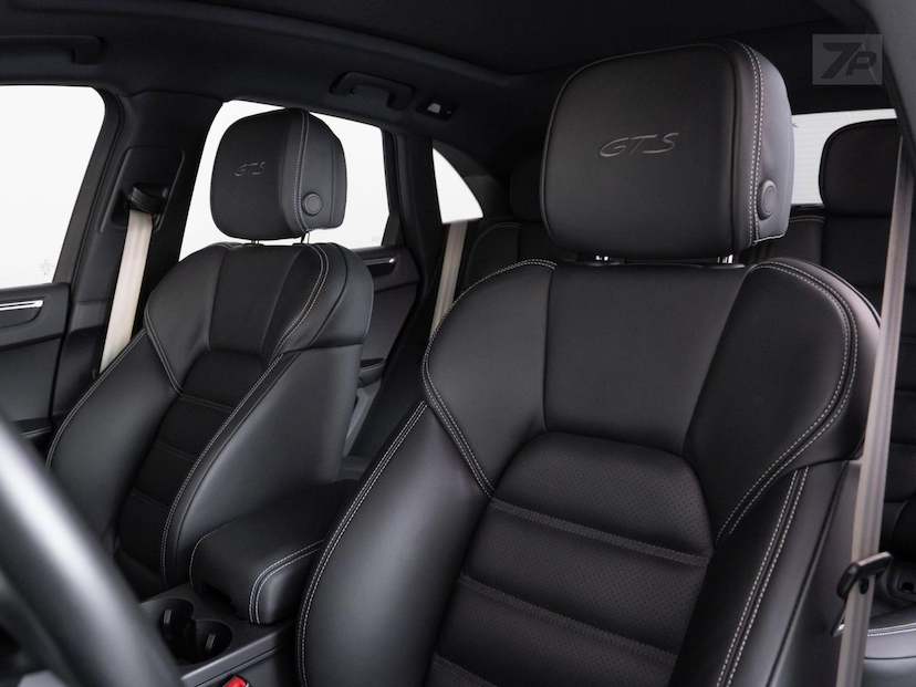 Foto do veículo PORSCHE MACAN  GTS 2023 16.512 KM 629.800,00