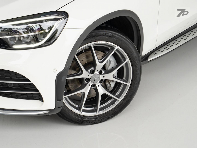 Foto do veículo MERCEDES-BENZ GLC 43 AMG GLC-43 AMG 3.0 V6 BI-TURBO 367CV AUT 2022 53.734 KM 379.000,00