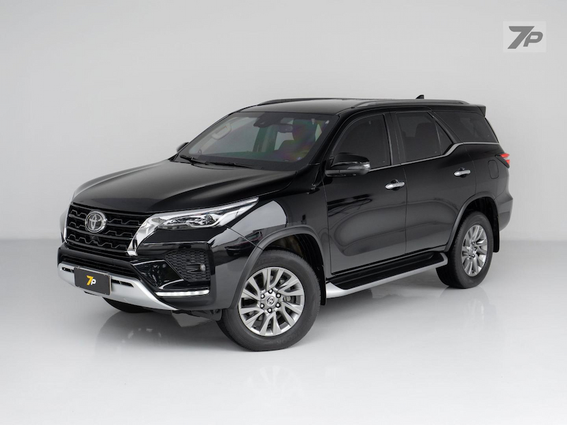 Foto do veículo TOYOTA HILUX  SWSRXA4FD 2023 55.410 KM 369.000,00