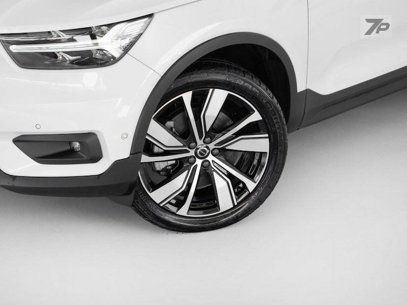 Foto do veículo VOLVO XC40  RECHARGE PE 2022 35.269 KM 214.000,00