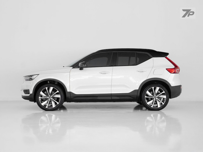 Foto do veículo VOLVO XC40  RECHARGE PE 2022 35.269 KM 214.000,00