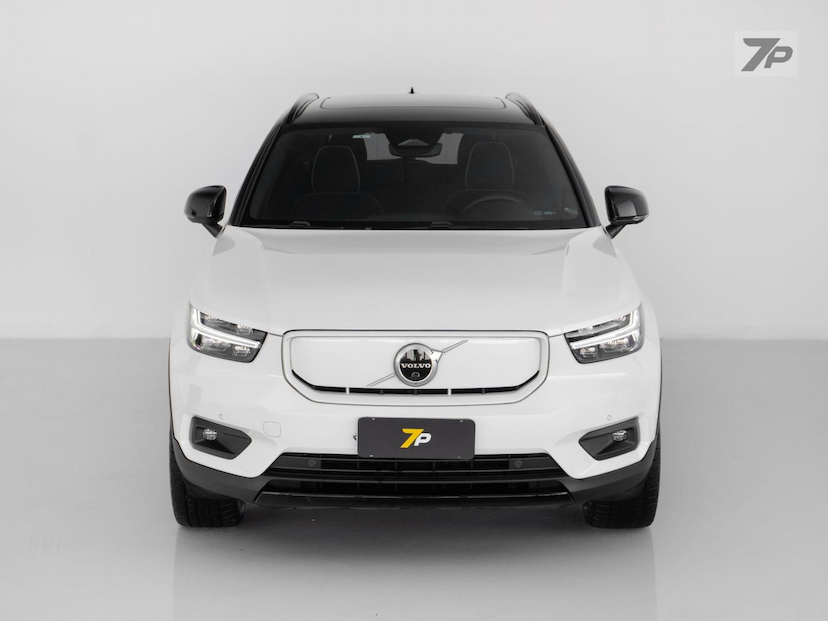 Foto do veículo VOLVO XC40  RECHARGE PE 2022 35.269 KM 214.000,00