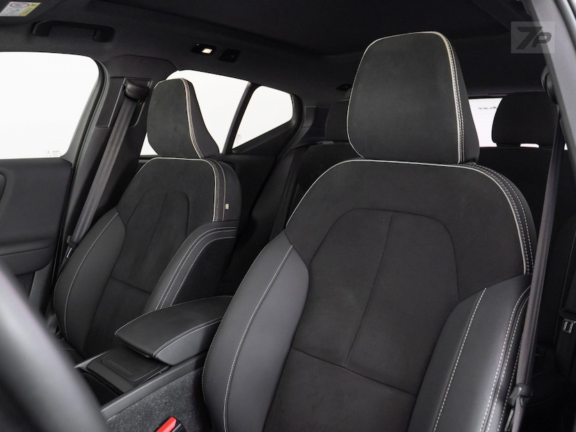 Foto do veículo VOLVO XC40  RECHARGE PE 2022 35.269 KM 214.000,00