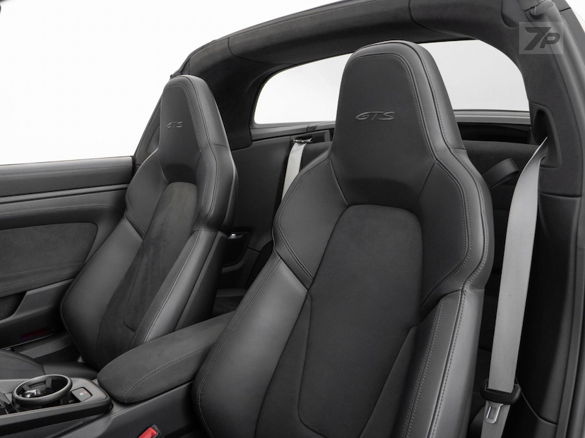Foto do veículo PORSCHE 911  TARGA 4GTS 2022 7.990 KM 1.065.000,00