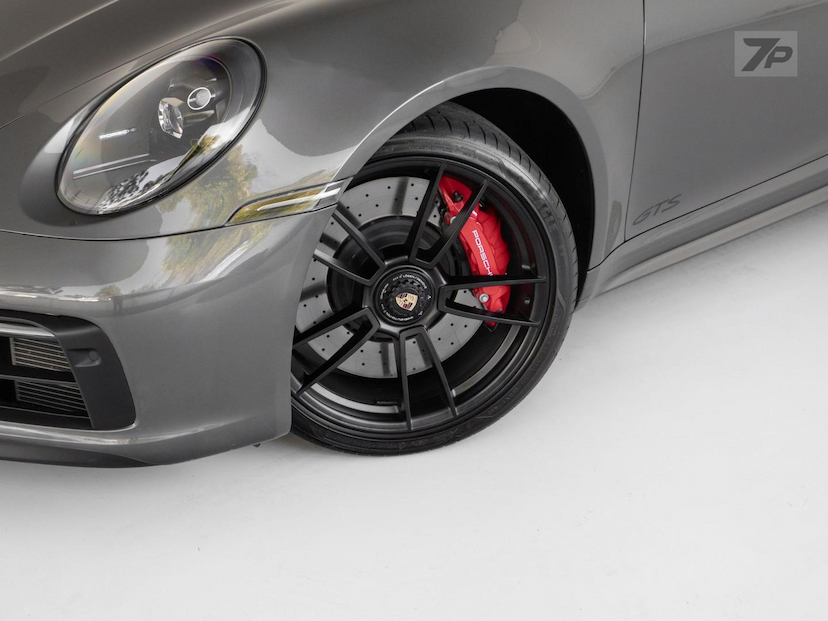 Foto do veículo PORSCHE 911  TARGA 4GTS 2022 7.990 KM 1.065.000,00