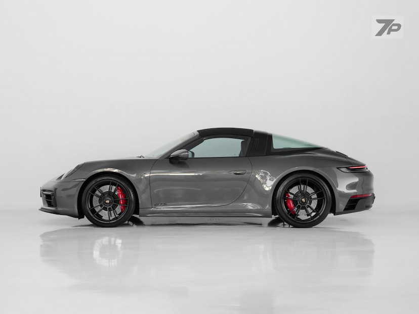 Foto do veículo PORSCHE 911  TARGA 4GTS 2022 7.990 KM 1.065.000,00