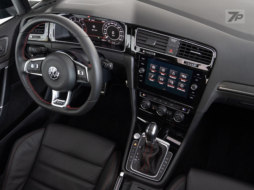 Foto do veículo VOLKSWAGEN GOLF  GTI AC 2019 15.700 KM 259.900,00