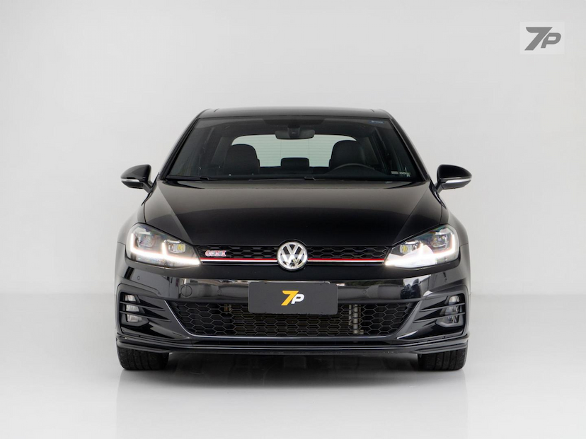 Foto do veículo VOLKSWAGEN GOLF  GTI AC 2019 15.700 KM 259.900,00