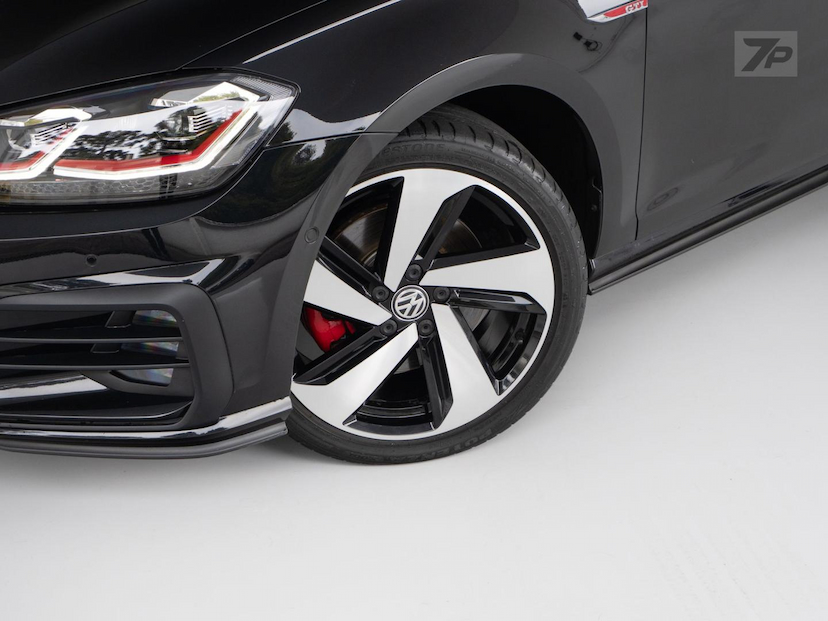 Foto do veículo VOLKSWAGEN GOLF  GTI AC 2019 15.700 KM 259.900,00