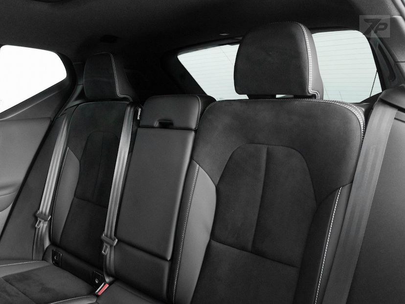Foto do veículo VOLVO XC40  8 ULTIMATE 2023 43.357 KM 228.000,00