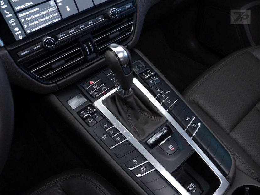 Foto do veículo PORSCHE MACAN  2019 43.400 KM 358.500,00