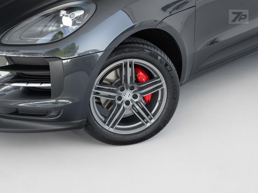 Foto do veículo PORSCHE MACAN  2019 43.400 KM 358.500,00