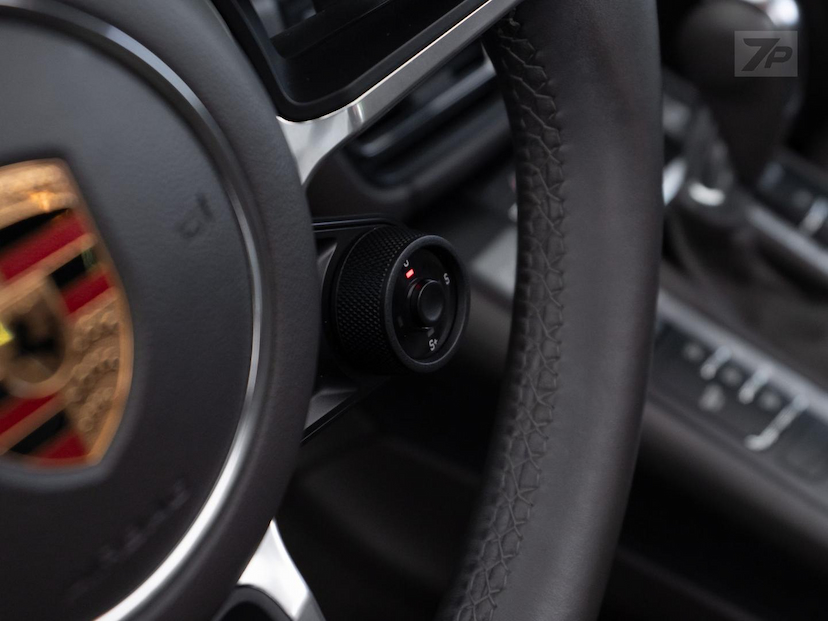 Foto do veículo PORSCHE MACAN  2019 43.400 KM 358.500,00