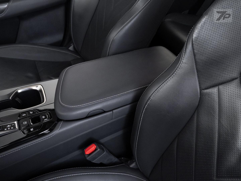 Foto do veículo LEXUS NX 350H NX350H LUXURY 2023 39.400 KM 299.000,00