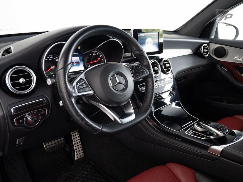 Foto do veículo MERCEDES-BENZ GLC 250 GLC2504MATIC CO 2018 62.011 KM 238.000,00