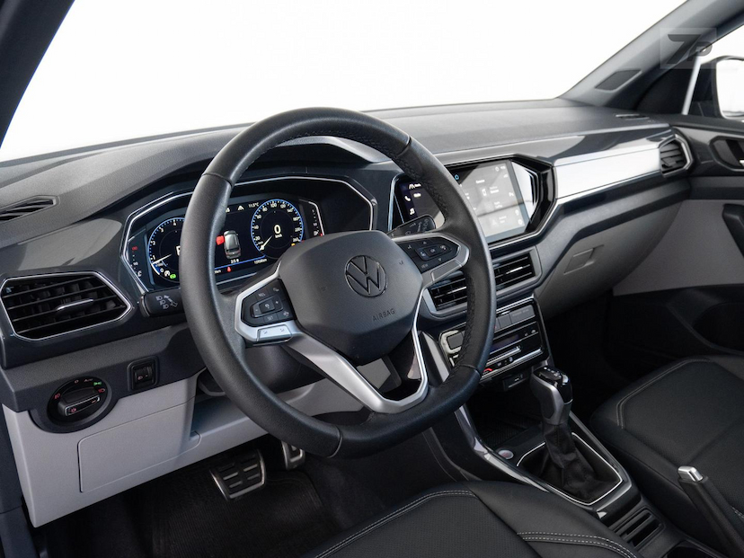 Foto do veículo VOLKSWAGEN T-CROSS  HL TSI 2022 15.917 KM 124.500,00