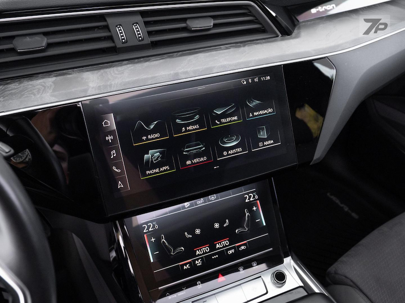 Foto do veículo AUDI E-TRON E TRON 2020 44.252 KM 278.900,00