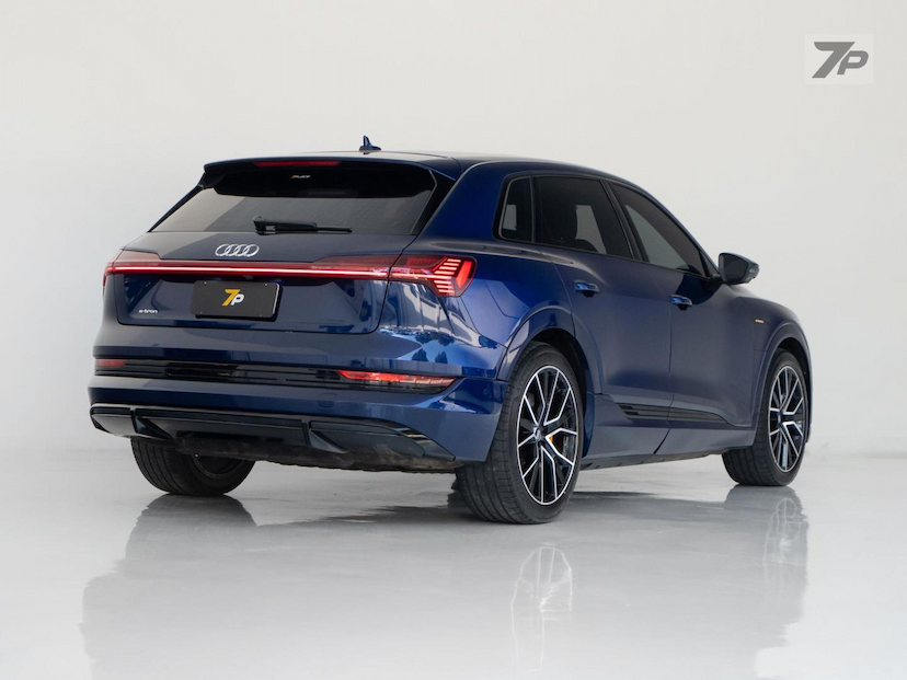 Foto do veículo AUDI E-TRON E TRON 2020 44.252 KM 278.900,00