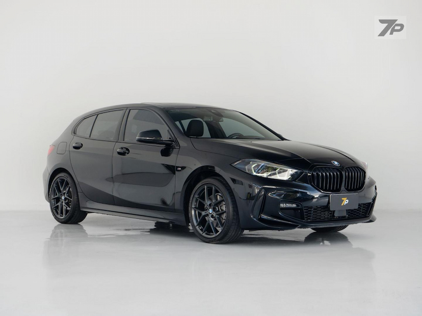 Foto do veículo BMW 118I  2023 27.943 KM 217.000,00